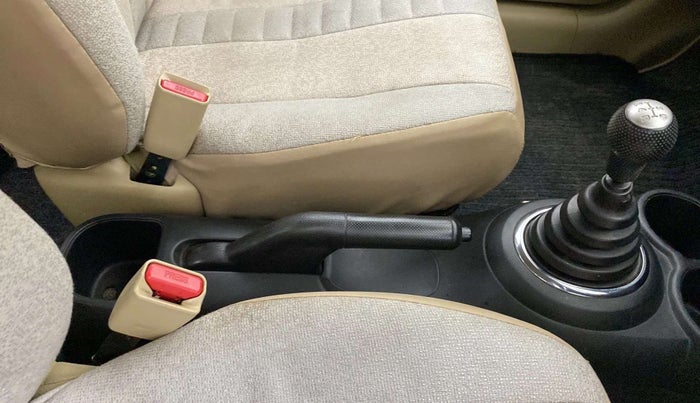2013 Honda Brio S MT, Petrol, Manual, 56,946 km, Gear Lever