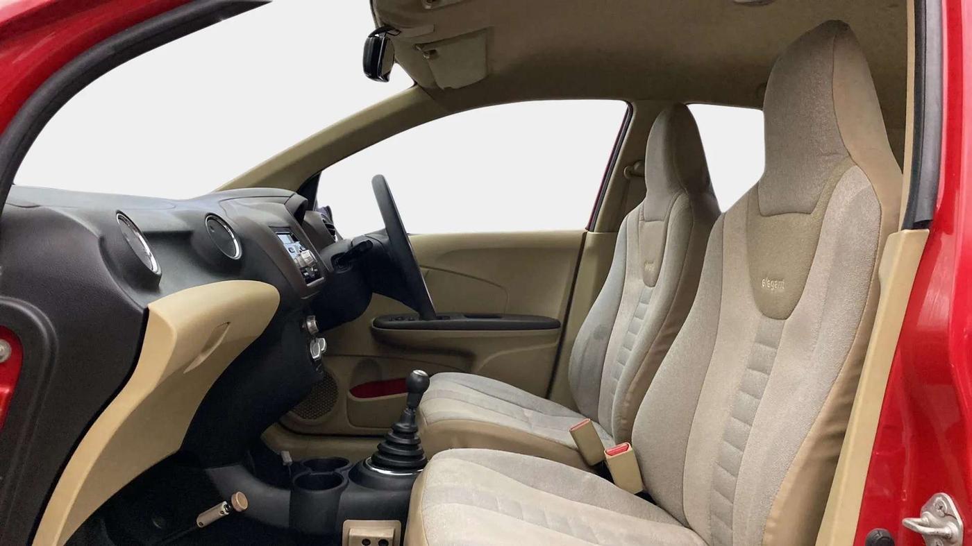 2013 Honda Brio S MT, Petrol, Manual, 56,946 km, Right Side Front Door Cabin