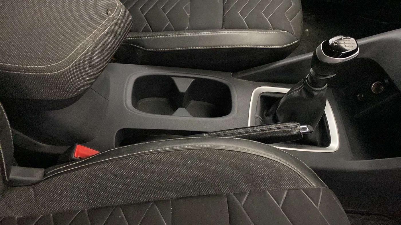 2021 Nissan MAGNITE XV PREMIUM, Petrol, Manual, 68,732 km, Gear Lever