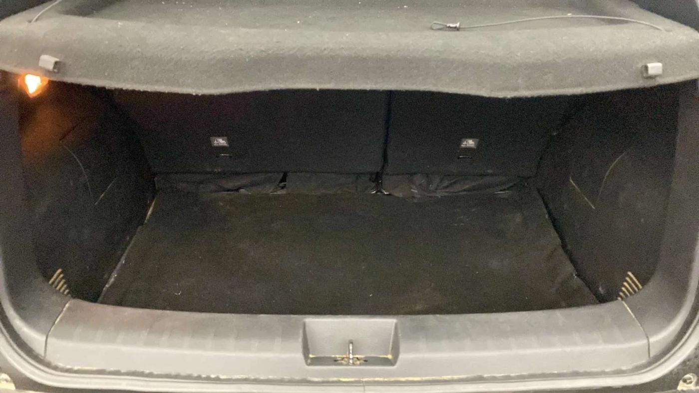 2021 Nissan MAGNITE XV PREMIUM, Petrol, Manual, 68,732 km, Boot Inside