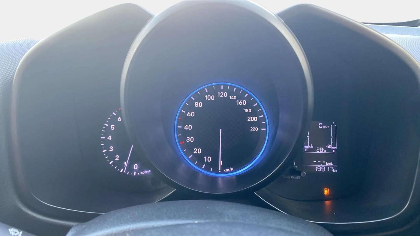 2021 Hyundai VENUE S 1.2, Petrol, Manual, 19,898 km, Odometer Image