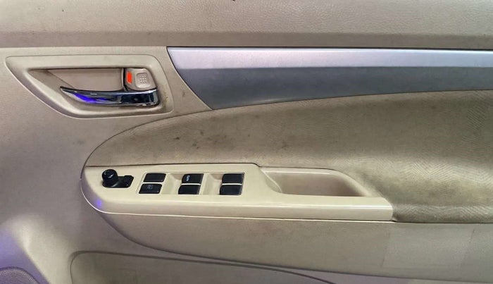 2016 Maruti Ertiga VXI CNG, CNG, Manual, 48,640 km, Driver Side Door Panels Control