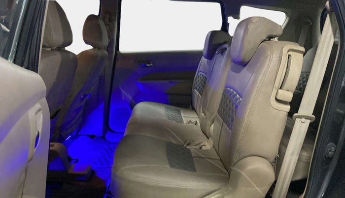 2016 Maruti Ertiga VXI CNG, CNG, Manual, 48,640 km, Right Side Rear Door Cabin