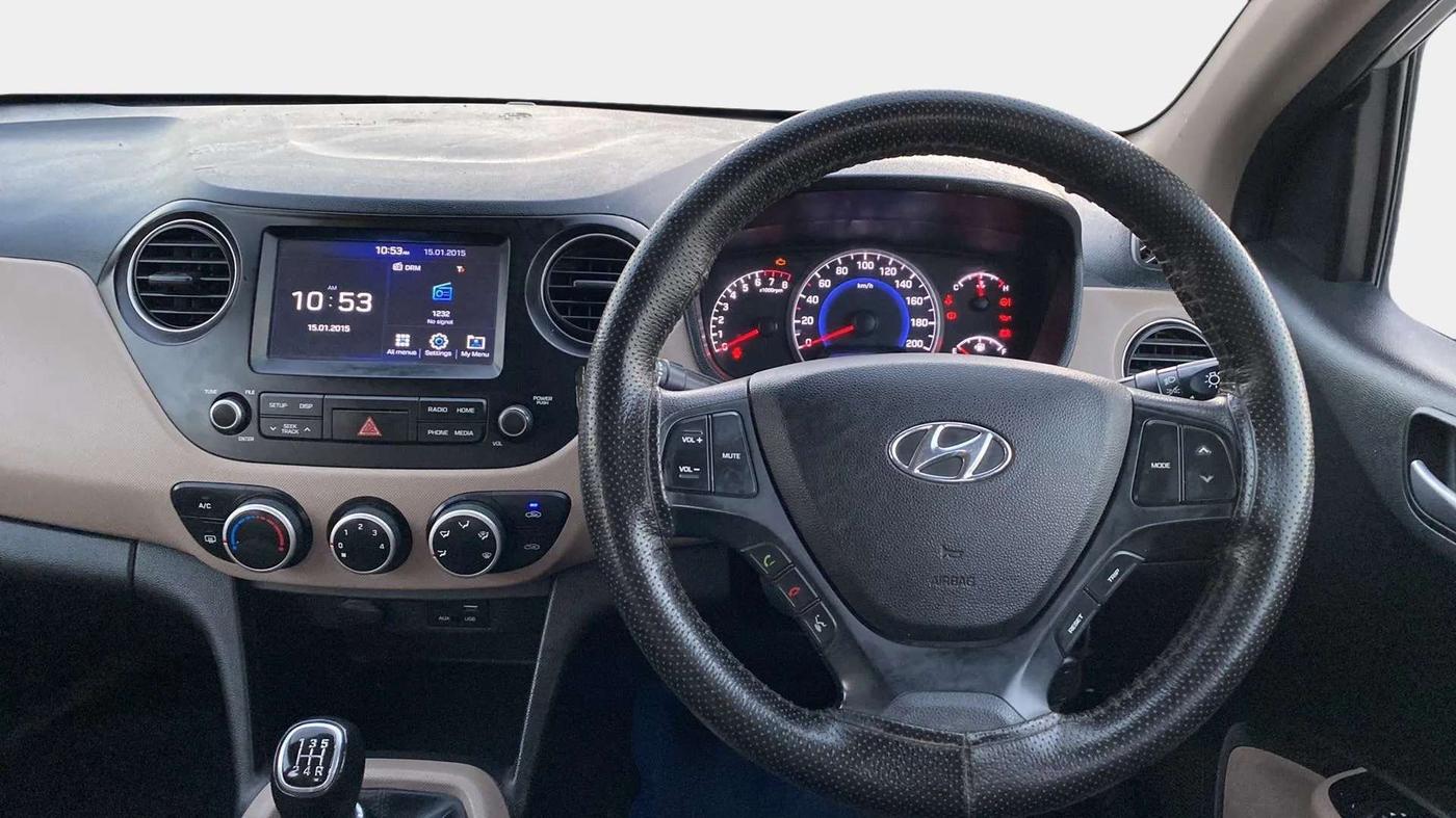2017 Hyundai Grand i10 SPORTZ (O) 1.2 KAPPA VTVT, Petrol, Manual, 73,183 km, Steering Wheel Close Up