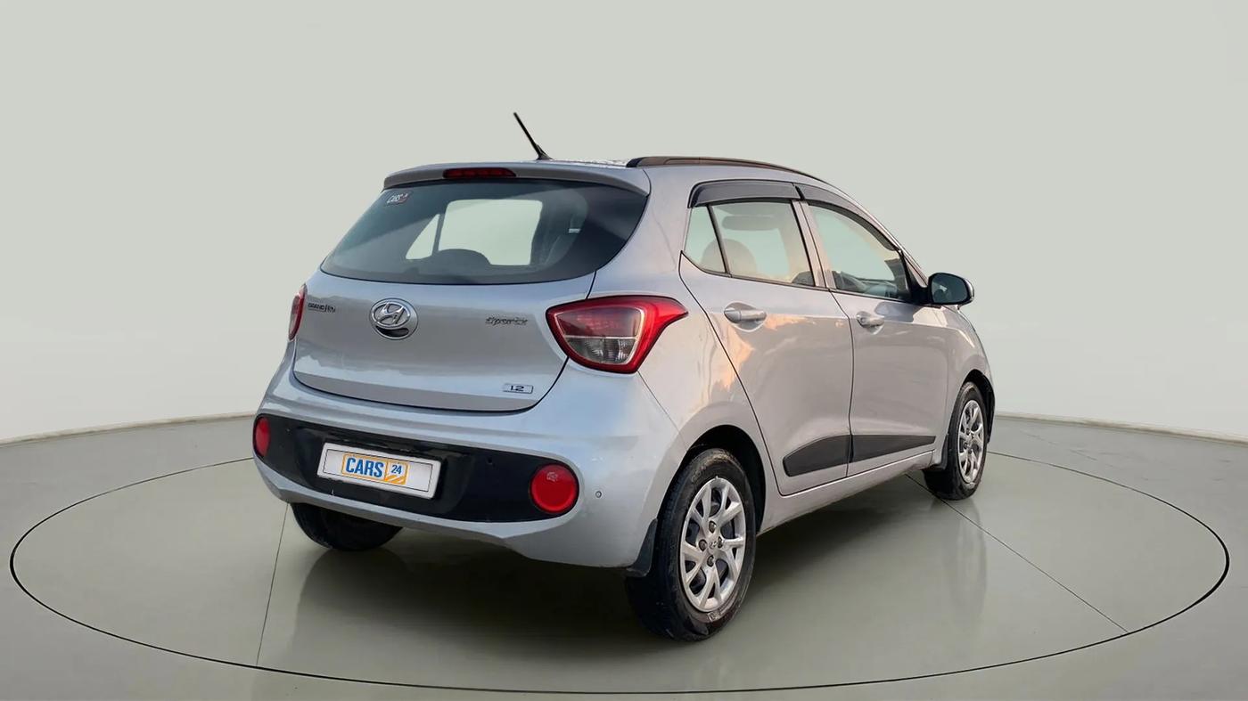 2017 Hyundai Grand i10 SPORTZ (O) 1.2 KAPPA VTVT, Petrol, Manual, 73,183 km, Right Back Diagonal