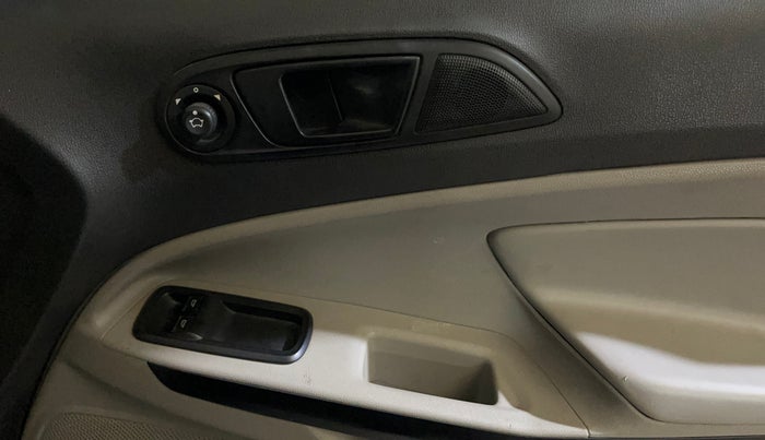 2017 Ford Ecosport AMBIENTE 1.5L PETROL, Petrol, Manual, 64,445 km, Driver Side Door Panels Control