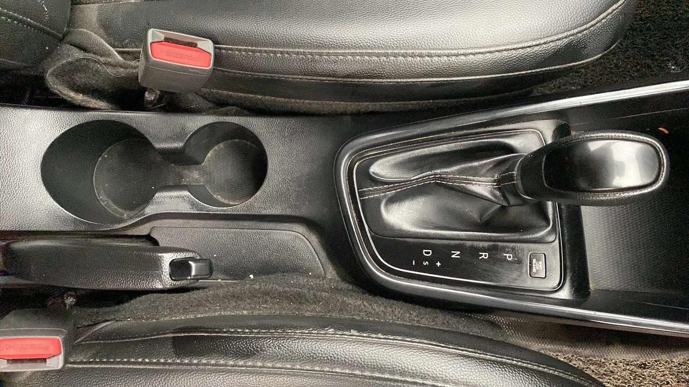2020 Hyundai NEW I20 SPORTZ 1.2 AT, Petrol, Automatic, 58,691 km, Gear Lever