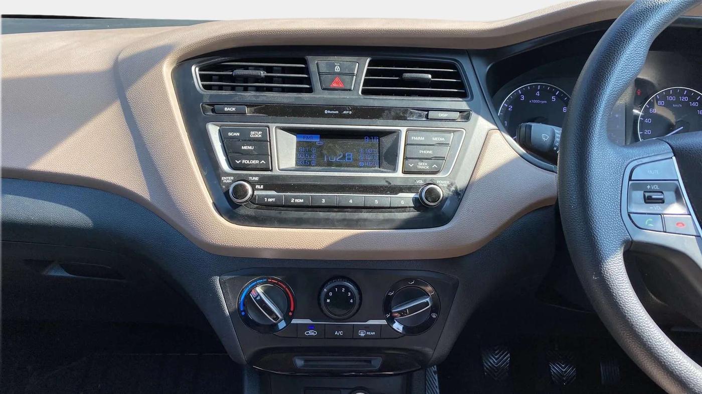 2017 Hyundai Elite i20 SPORTZ 1.2, Petrol, Manual, 54,005 km, Air Conditioner