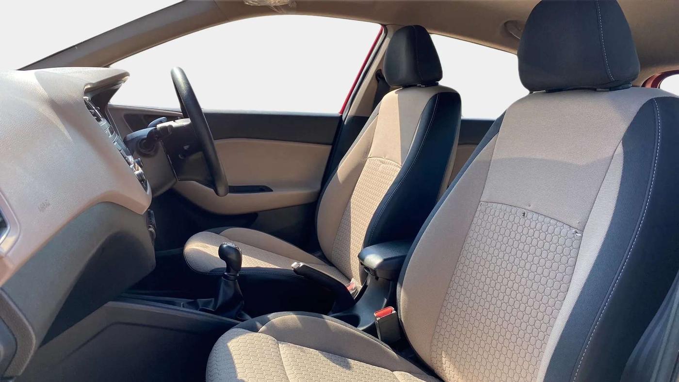 2017 Hyundai Elite i20 SPORTZ 1.2, Petrol, Manual, 54,005 km, Right Side Front Door Cabin