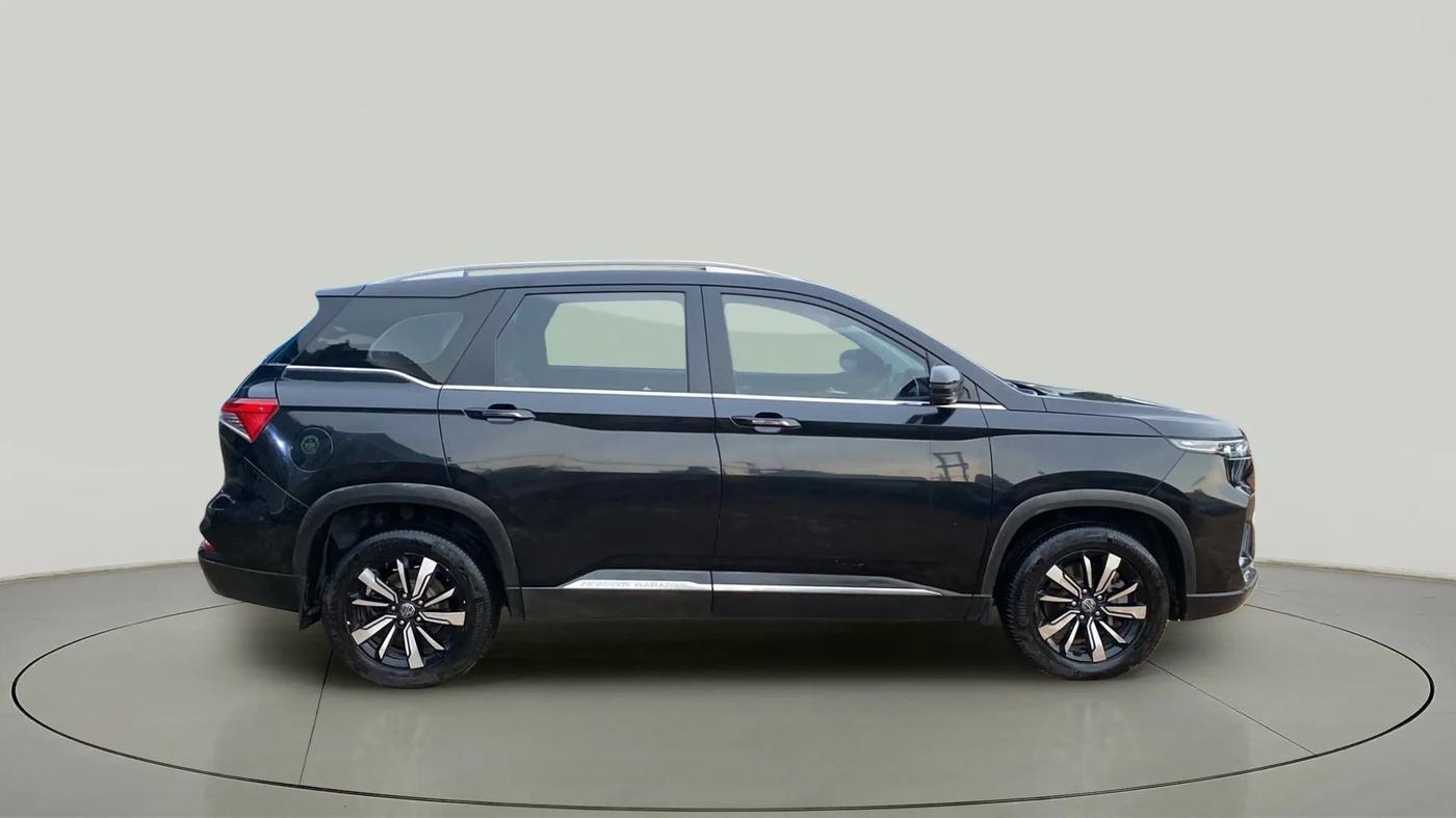 2020 MG HECTOR PLUS SHARP 1.5 PETROL TURBO HYBRID MT 6-STR, Petrol, Manual, 69,937 km, Right Side View