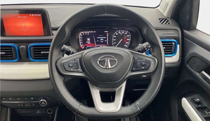 2022 Tata PUNCH CREATIVE  AMT, Petrol, Automatic, 9,837 km, Steering Wheel Close Up