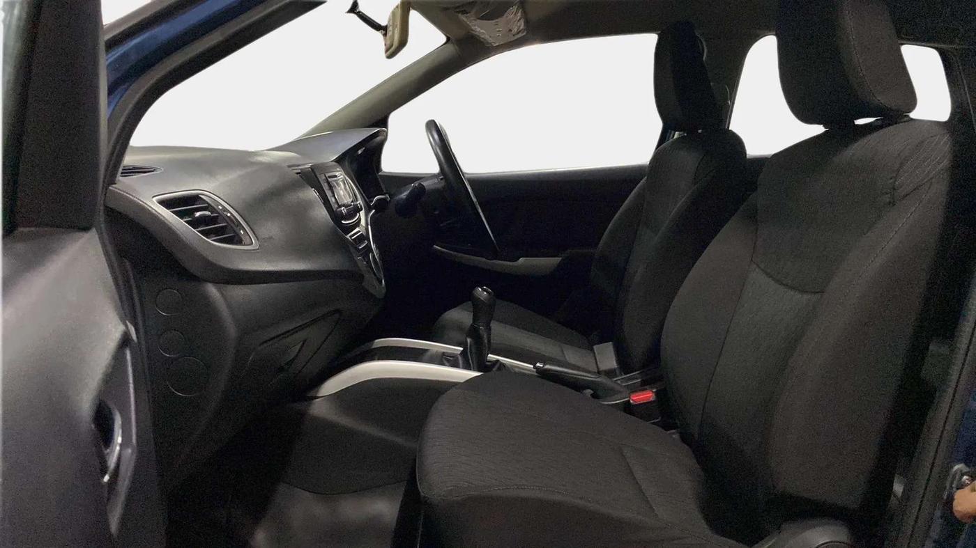 2017 Maruti Baleno DELTA PETROL 1.2, Petrol, Manual, 49,259 km, Right Side Front Door Cabin