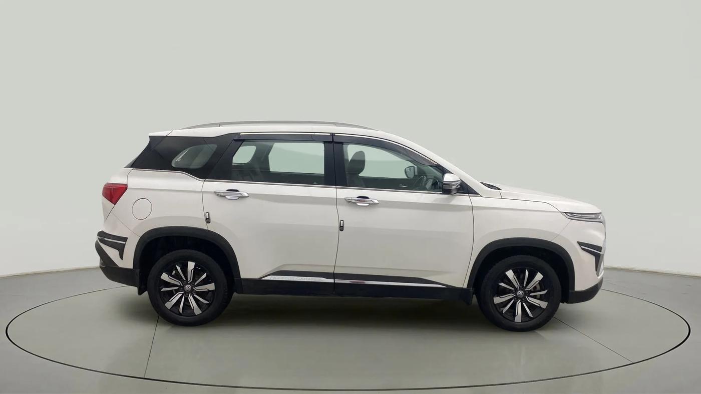 2019 MG HECTOR SHARP 1.5 DCT PETROL, Petrol, Automatic, 34,726 km, Right Side View