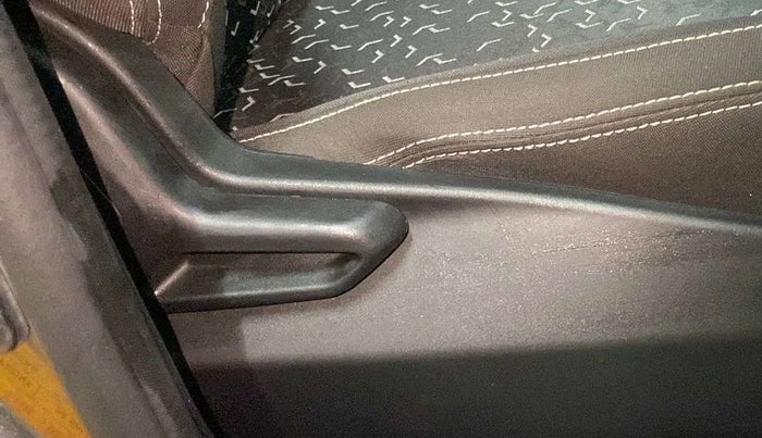 2020 Tata Tiago XT PETROL, Petrol, Manual, 18,702 km, Driver Side Adjustment Panel