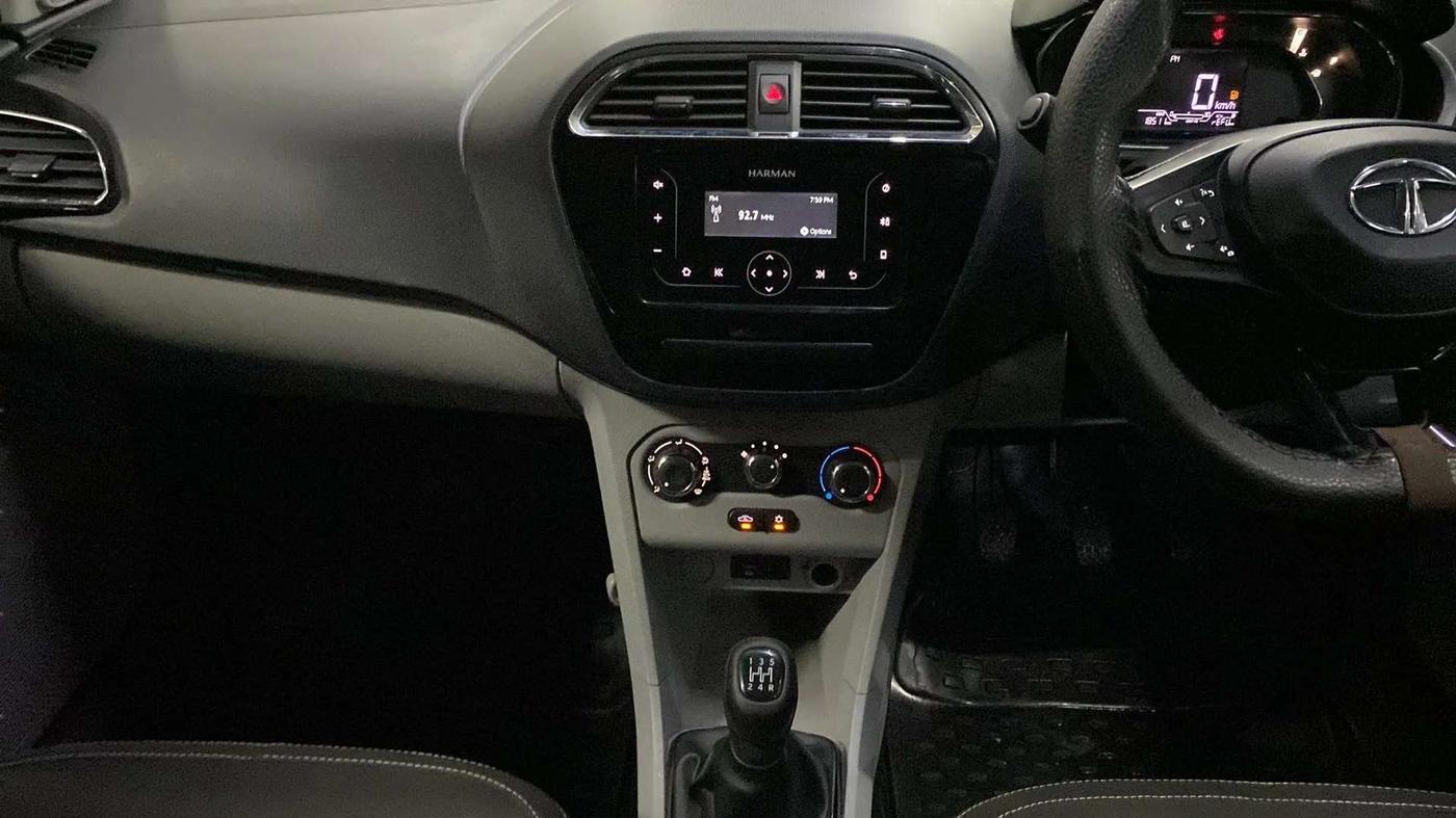 2020 Tata Tiago XT PETROL, Petrol, Manual, 18,702 km, Air Conditioner