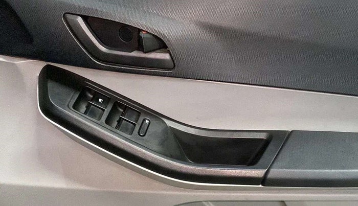 2020 Tata Tiago XT PETROL, Petrol, Manual, 18,702 km, Driver Side Door Panels Control
