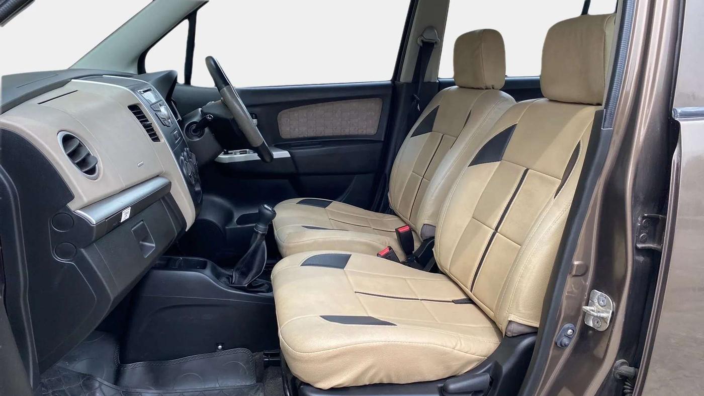2016 Maruti Wagon R 1.0 VXI, Petrol, Manual, 12,218 km, Right Side Front Door Cabin