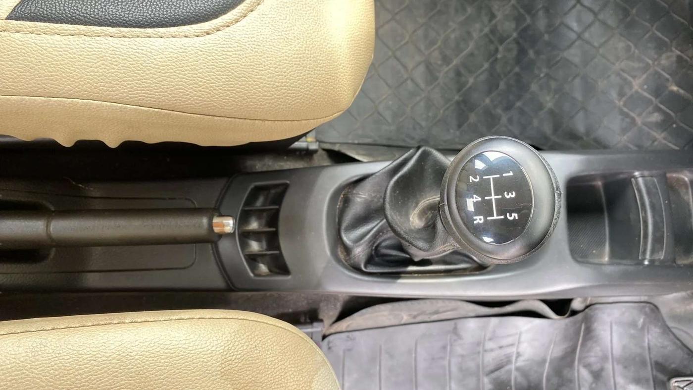 2016 Maruti Wagon R 1.0 VXI, Petrol, Manual, 12,218 km, Gear Lever