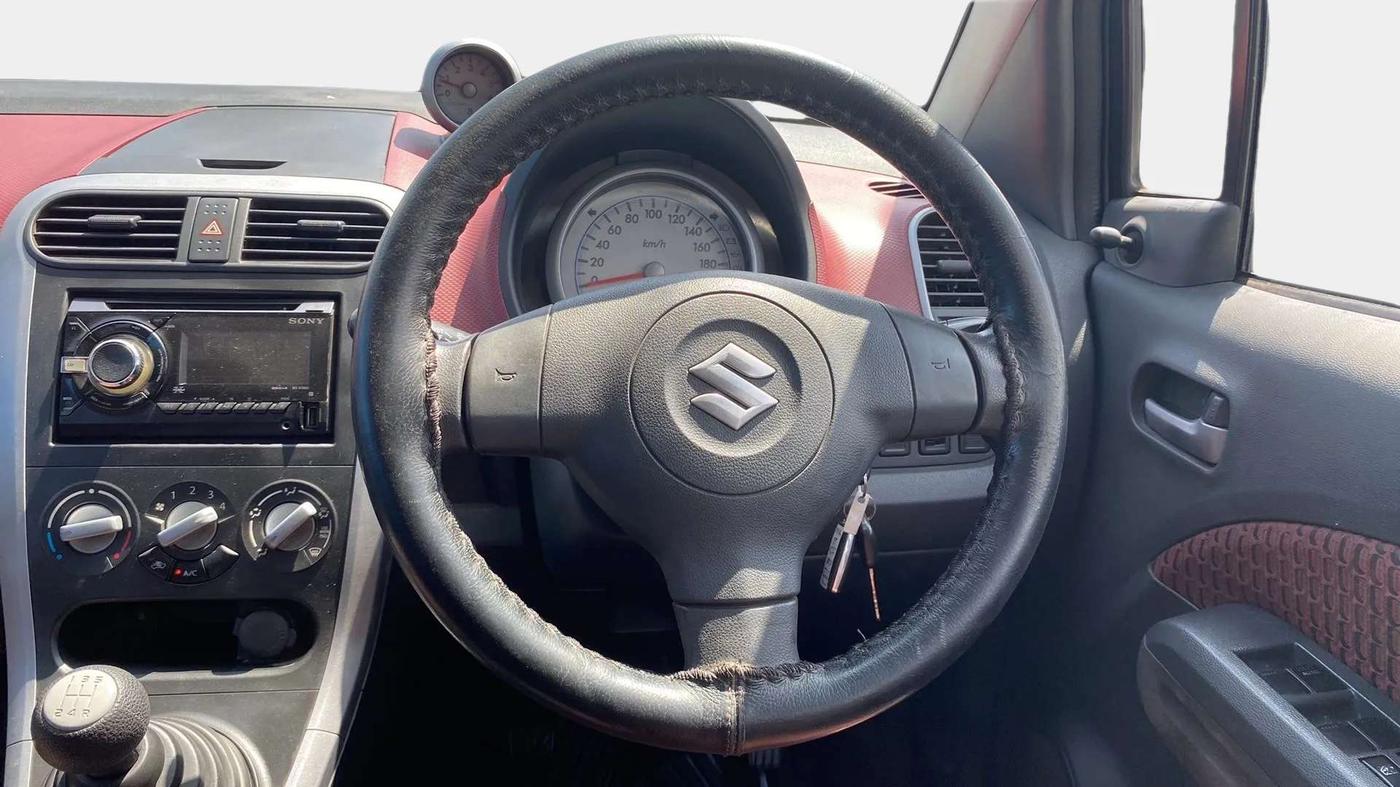 2013 Maruti Ritz VXI, Petrol, Manual, 51,903 km, Steering Wheel Close Up