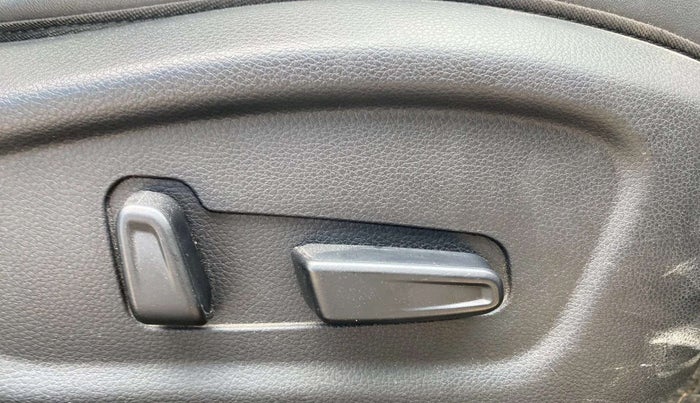 2019 KIA SELTOS GTX PLUS AT 1.5 DIESEL, Diesel, Automatic, 87,655 km, Driver Side Adjustment Panel