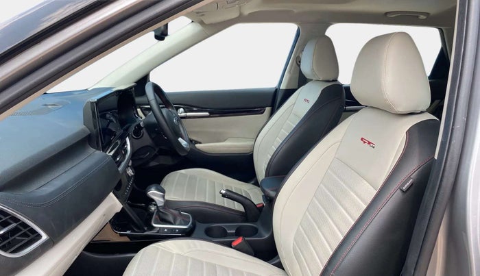 2019 KIA SELTOS GTX PLUS AT 1.5 DIESEL, Diesel, Automatic, 87,655 km, Right Side Front Door Cabin