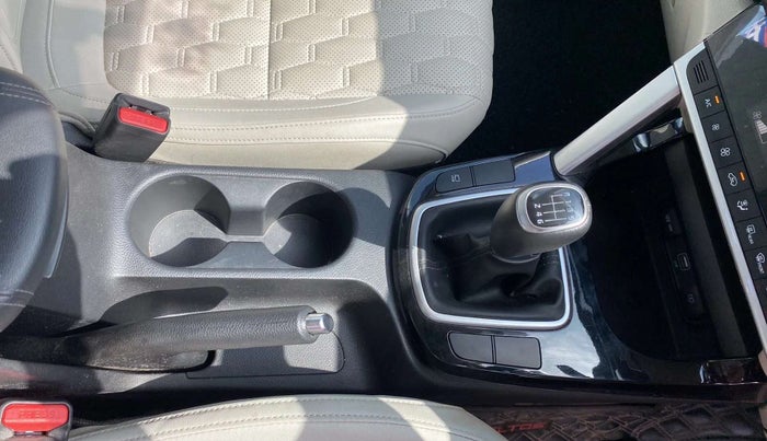 2021 KIA SELTOS HTX 1.5 PETROL, Petrol, Manual, 37,135 km, Gear Lever