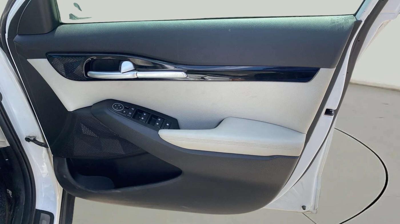 2021 KIA SELTOS HTX 1.5 PETROL, Petrol, Manual, 37,135 km, Driver Side Door Panels Control