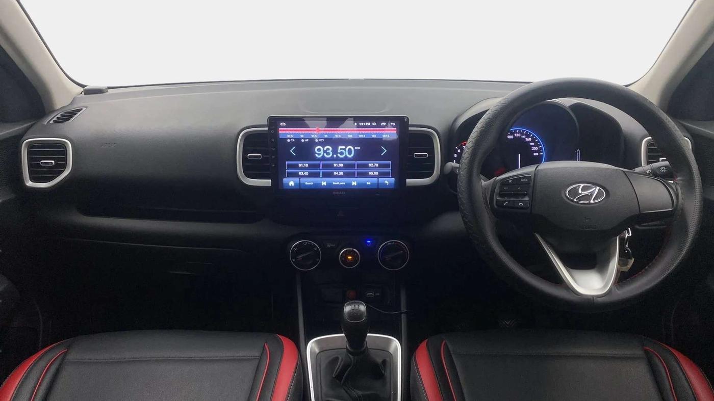 2022 Hyundai VENUE S 1.2, Petrol, Manual, 16,431 km, Dashboard
