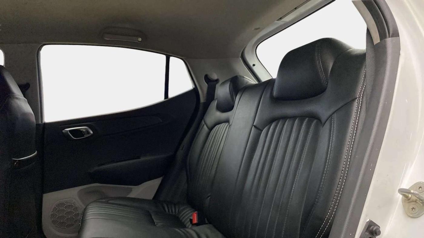 2021 Hyundai GRAND I10 NIOS SPORTZ 1.2 KAPPA VTVT CNG, CNG, Manual, 37,617 km, Right Side Rear Door Cabin