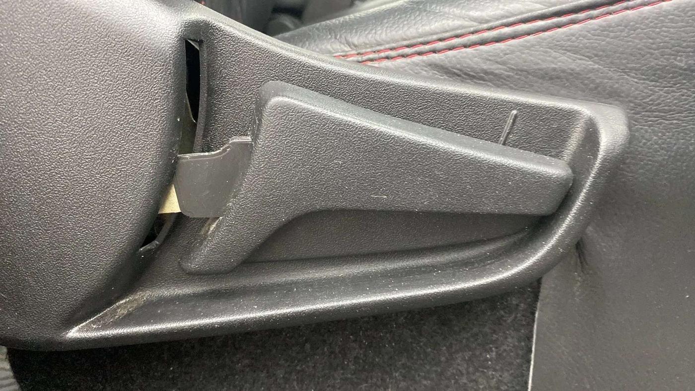 2022 Maruti S PRESSO VXI+, Petrol, Manual, 9,160 km, Driver Side Adjustment Panel