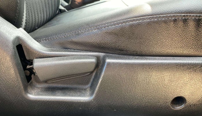 2022 Maruti Alto VXI PLUS, Petrol, Manual, 9,323 km, Driver Side Adjustment Panel