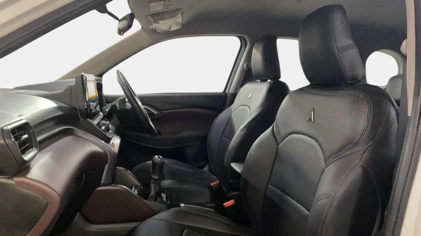 2023 Maruti Grand Vitara DELTA SMART HYBRID, Petrol, Manual, 10,456 km, Right Side Front Door Cabin