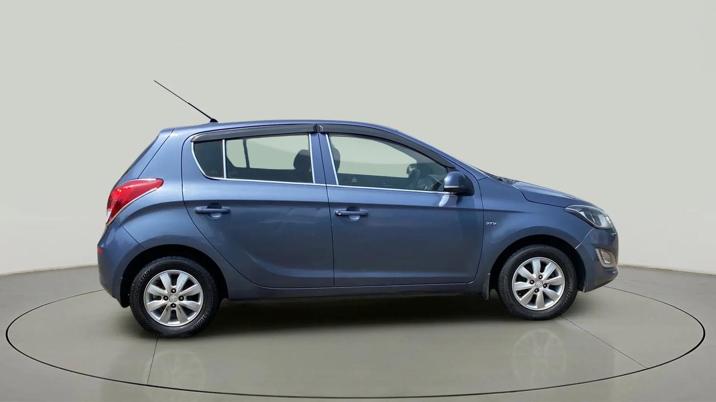 2014 Hyundai i20 SPORTZ 1.2, Petrol, Manual, 49,528 km, Right Side View