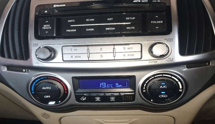 2014 Hyundai i20 SPORTZ 1.2, Petrol, Manual, 49,528 km, AC Unit - Front vent has minor damage