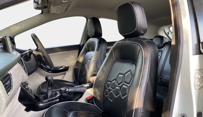 2022 Tata NEXON XZ PLUS DIESEL, Diesel, Manual, 35,961 km, Right Side Front Door Cabin