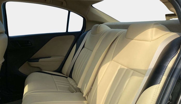 2016 Honda City 1.5L I-VTEC SV, Petrol, Manual, 71,645 km, Right Side Rear Door Cabin