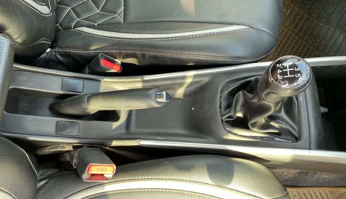 2018 Maruti Baleno ZETA PETROL 1.2, Petrol, Manual, 95,620 km, Gear Lever