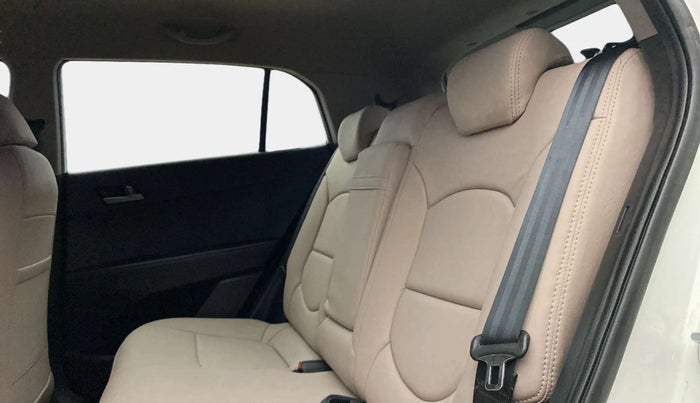 2015 Hyundai Creta SX PLUS 1.6 PETROL, Petrol, Manual, 43,630 km, Right Side Rear Door Cabin