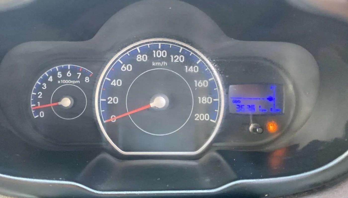 2013 Hyundai i10 SPORTZ 1.2, Petrol, Manual, 36,370 km, Odometer Image