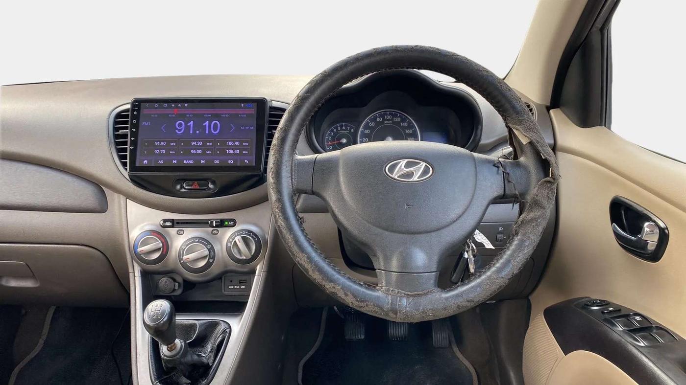 2013 Hyundai i10 SPORTZ 1.2, Petrol, Manual, 36,370 km, Steering Wheel Close Up