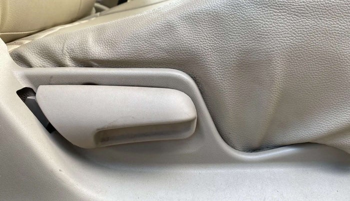 2013 Maruti Swift Dzire VXI, Petrol, Manual, 96,722 km, Driver Side Adjustment Panel