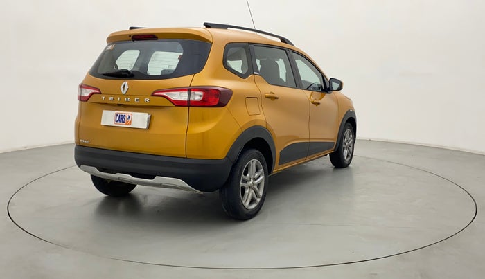 2019 Renault TRIBER RXZ, Petrol, Manual, 70,142 km, Right Back Diagonal
