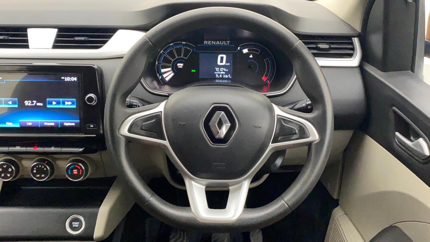 2019 Renault TRIBER RXZ, Petrol, Manual, 70,142 km, Steering Wheel Close Up