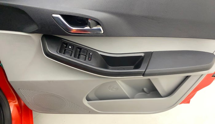 2021 Tata Tiago XZ PLUS PETROL, Petrol, Manual, 39,970 km, Driver Side Door Panels Control