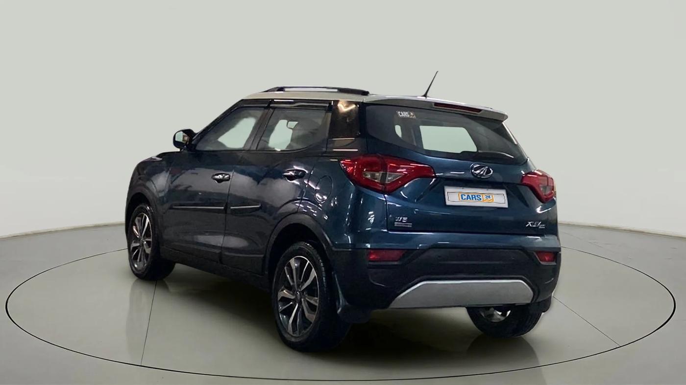 2021 Mahindra XUV300 W8 (O) 1.2 PETROL AMT DUAL TONE, Petrol, Automatic, 23,579 km, Left Back Diagonal