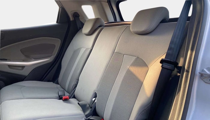 2016 Ford Ecosport TREND 1.5L PETROL, Petrol, Manual, 46,480 km, Right Side Rear Door Cabin