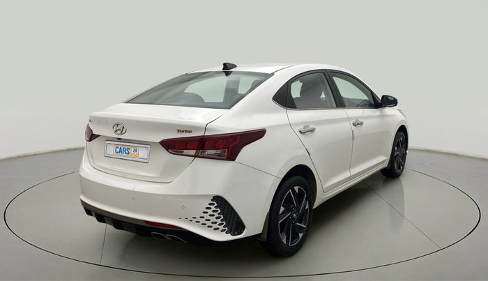 2020 Hyundai Verna SX (O) 1.0 TURBO DCT, Petrol, Automatic, 70,127 km, Right Back Diagonal