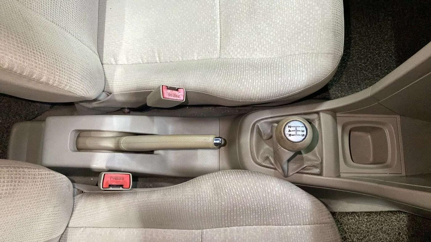 2012 Maruti Swift Dzire ZXI, Petrol, Manual, 55,902 km, Gear Lever