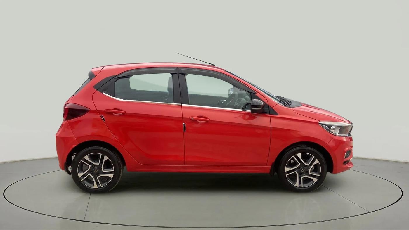 2020 Tata Tiago XZA PLUS PETROL, Petrol, Automatic, 32,769 km, Right Side View