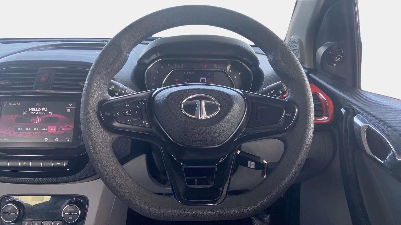 2020 Tata Tiago XZA PLUS PETROL, Petrol, Automatic, 32,769 km, Steering Wheel Close Up